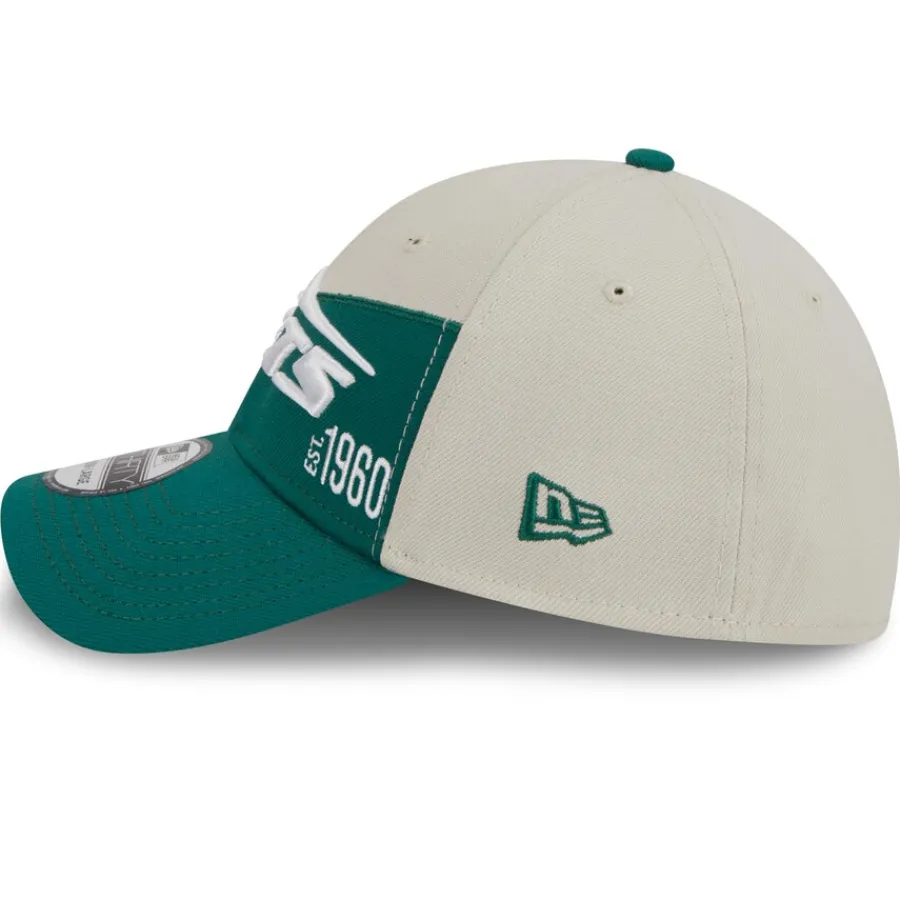 New York Jets Flex^Men's New Era Cream/Kelly Green 2023 Sideline Historic 39THIRTY Flex Hat