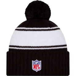 Kids New York Jets Hats | Kids^Youth New Era Black 2024/25 Sideline Cuffed Knit Hat With Pom